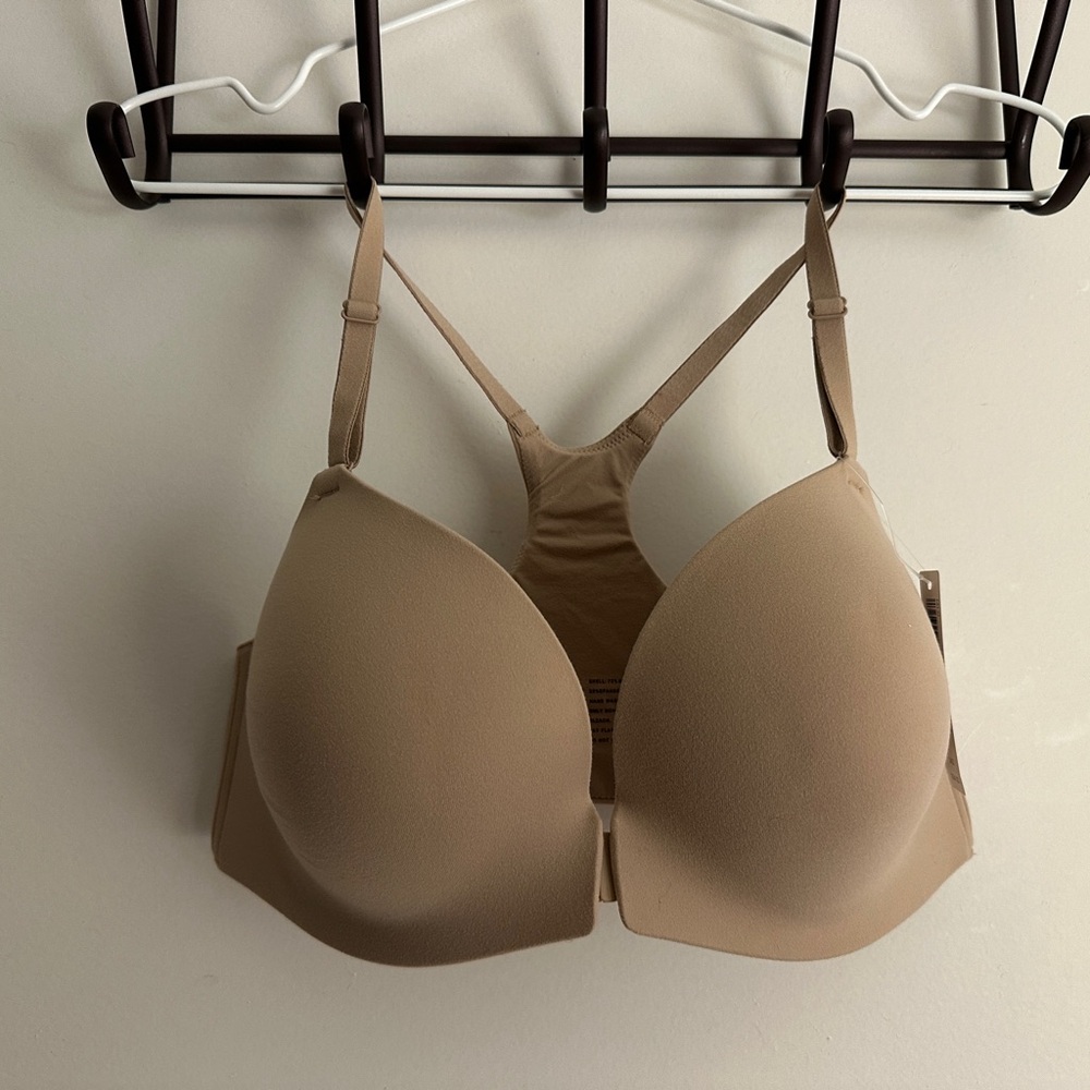 SOMA 34D NWT Enbliss Racerback Front Close